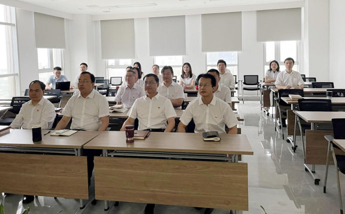 公司组织集中收看庆祝中国共产党成立100周年大会